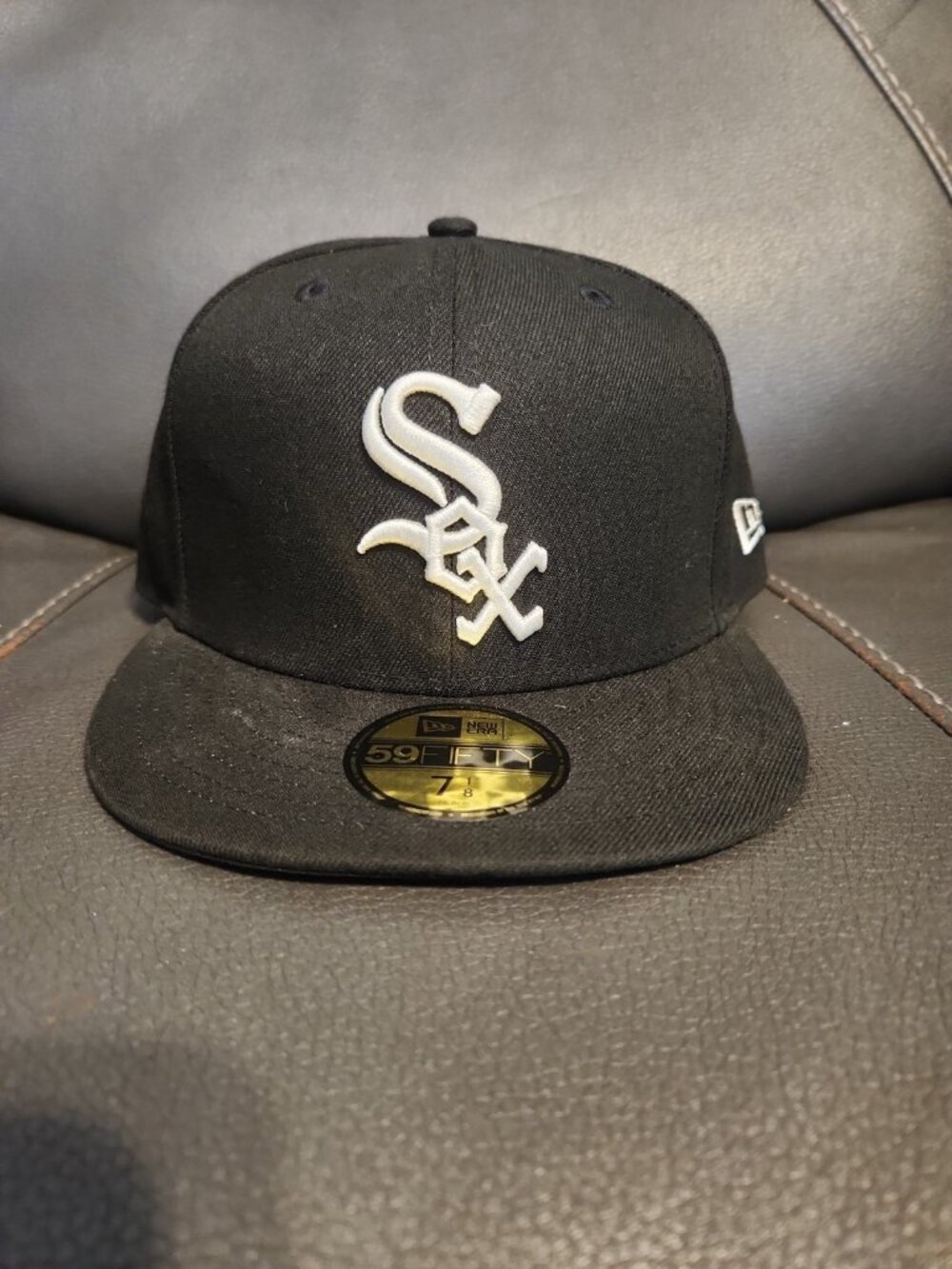 New Era 59Fifty Men's Cap MLB Chicago White Sox On Field Black Fitted Hat 7 1/8